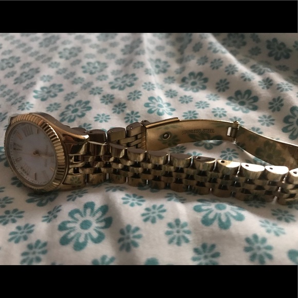 Michael Kors watch - Picture 2 of 4